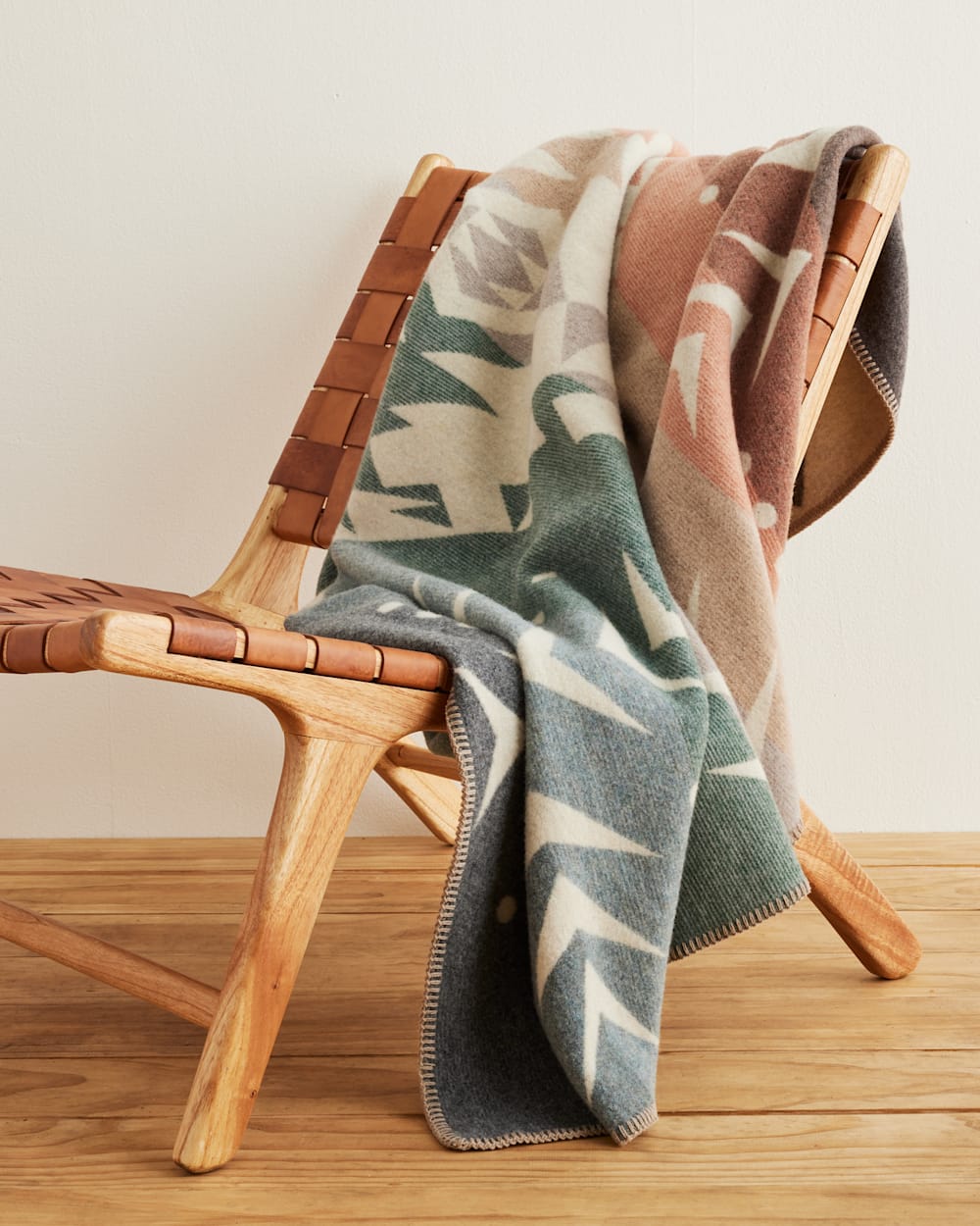 AGATE BEACH THROW