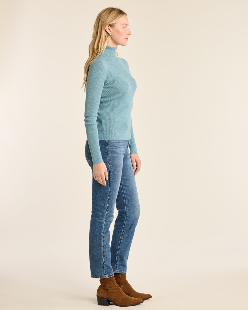 WOMEN'S FITTED MERINO TURTLENECK