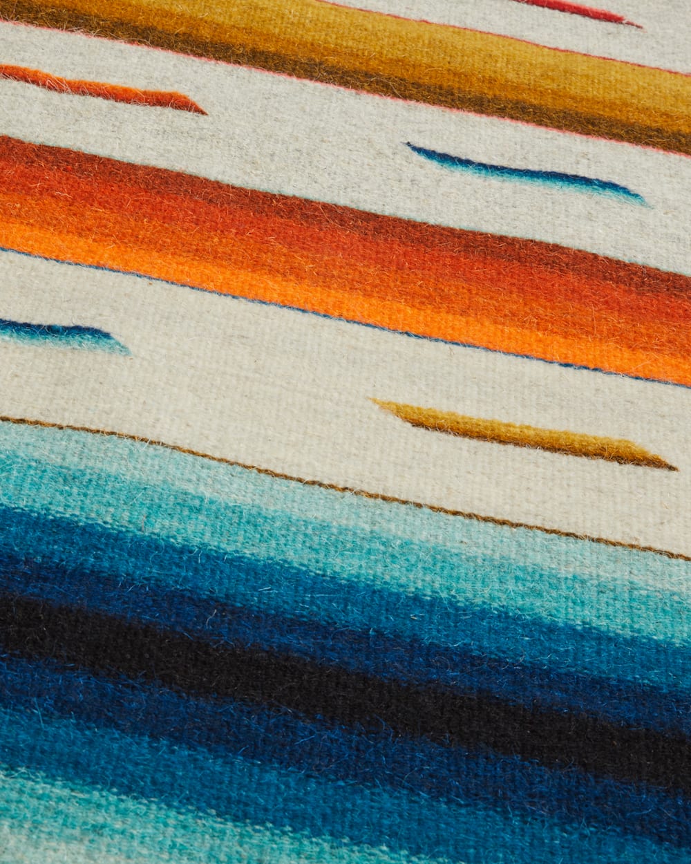 ARCO IRIS RUG
