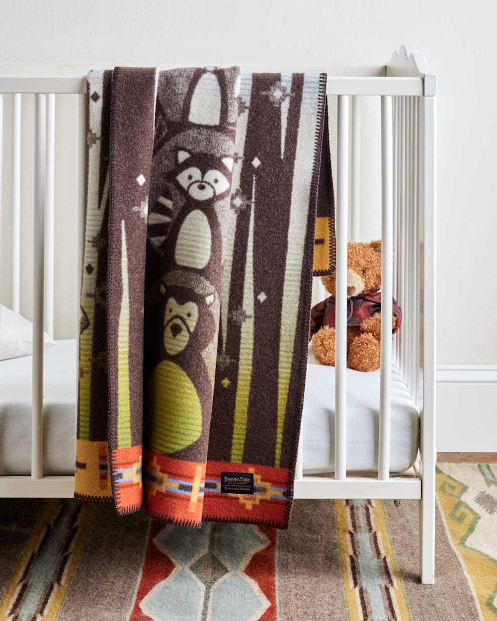 WOODLAND NEIGHBORS CRIB BLANKET