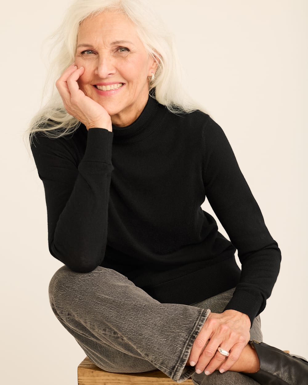 WOMEN'S MERINO TURTLENECK