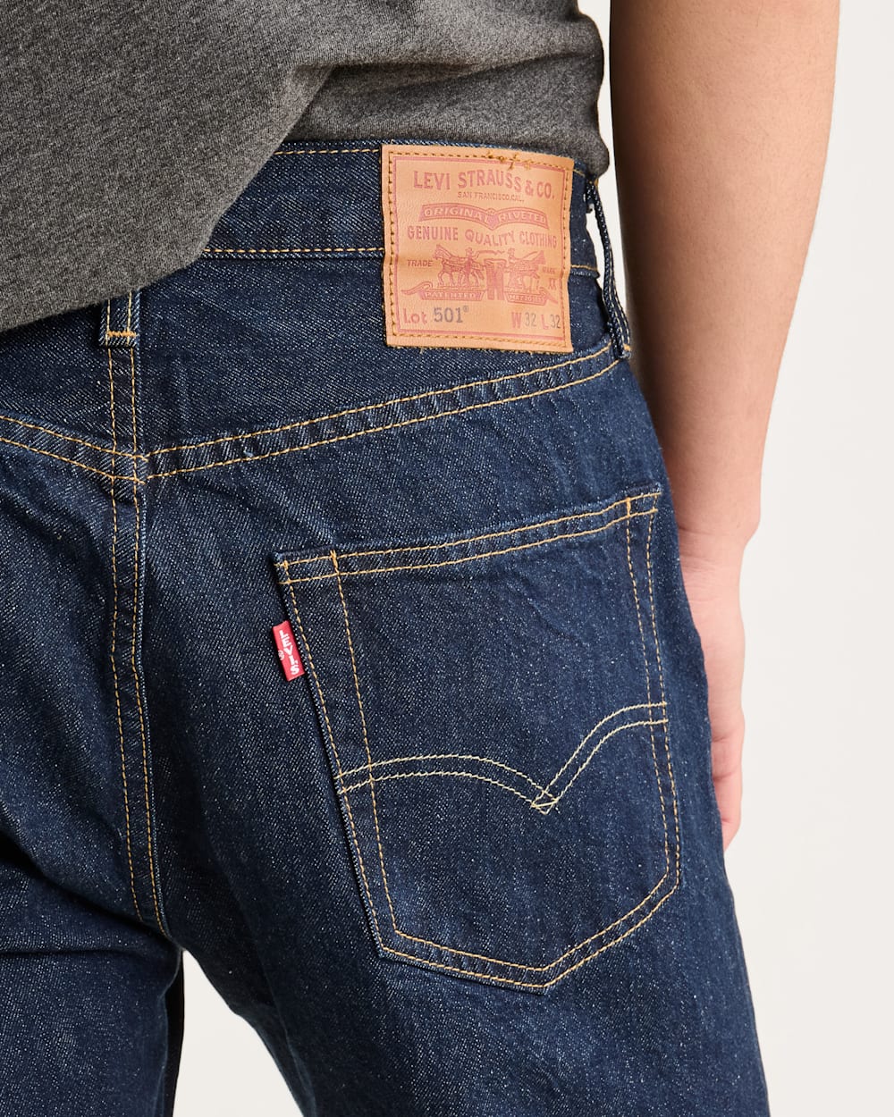 MEN'S LEVI'S 501 ORIGINAL JEANS