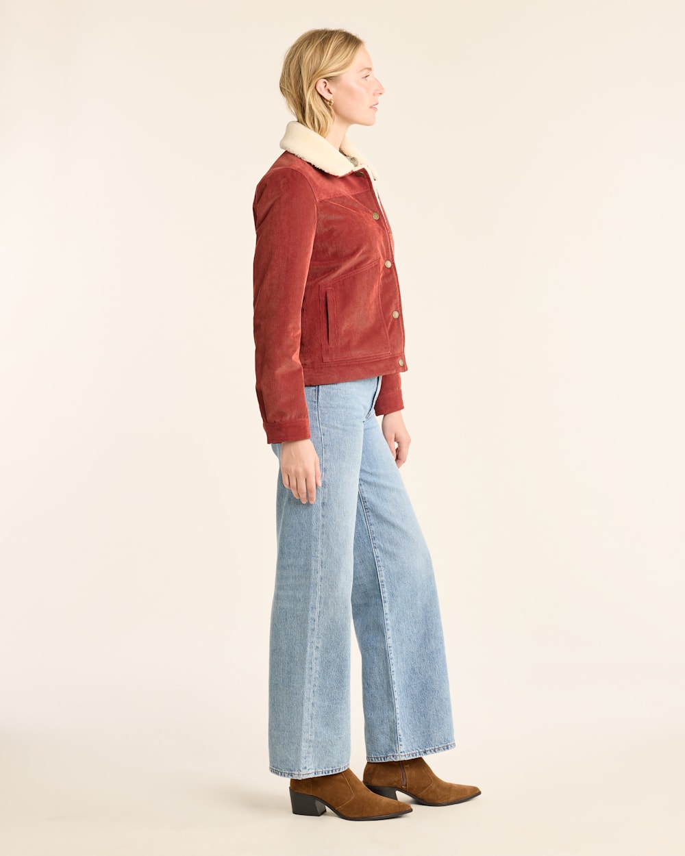 WOMEN'S WIND RIVER CORDUROY TRUCKER JACKET