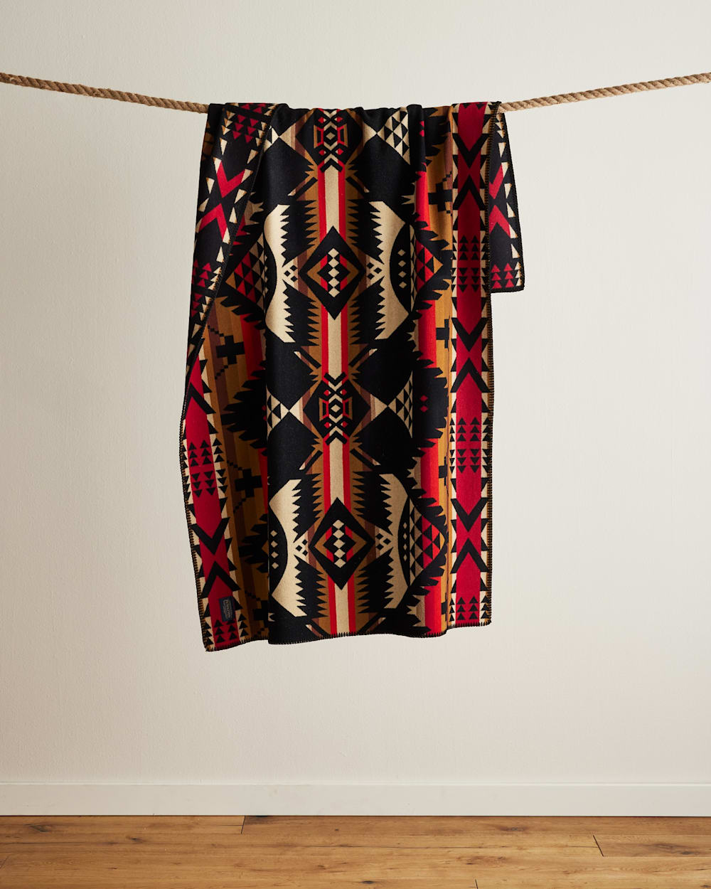 NEHALEM SADDLE BLANKET