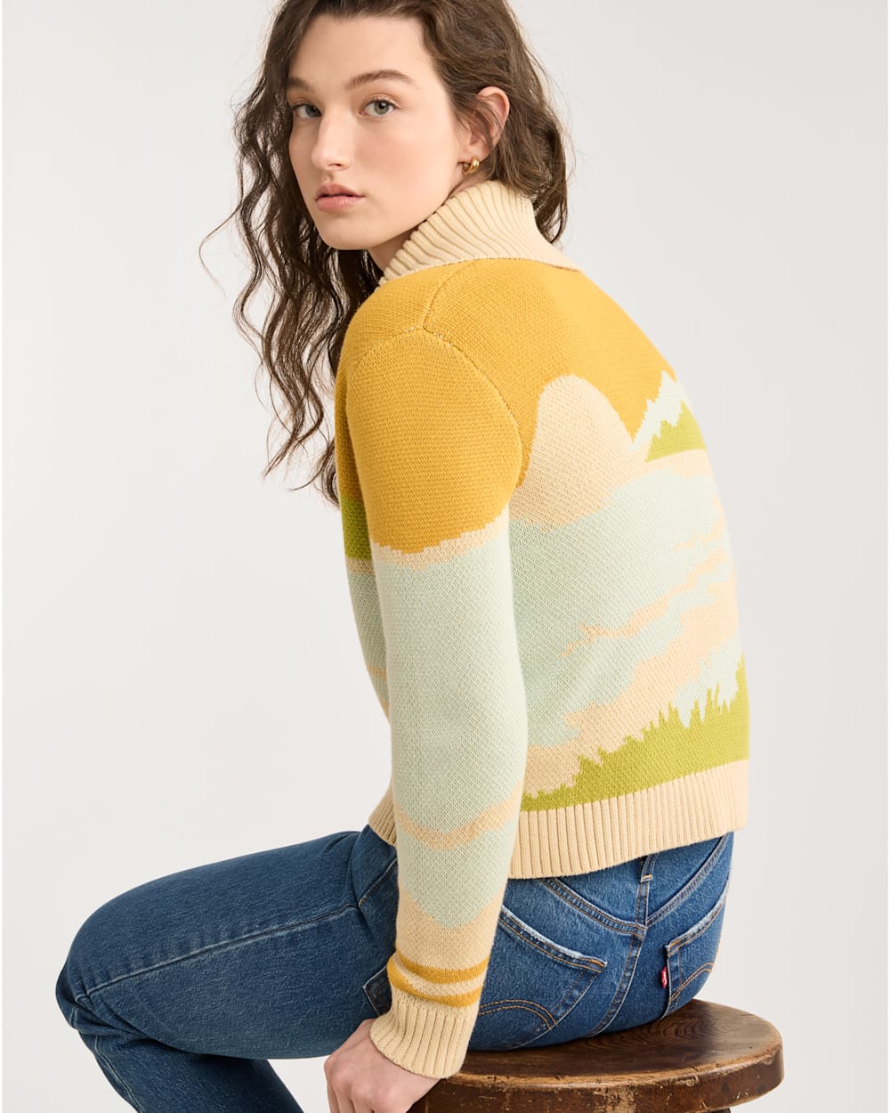 WOMEN'S COASTLINE SCENIC CARDIGAN