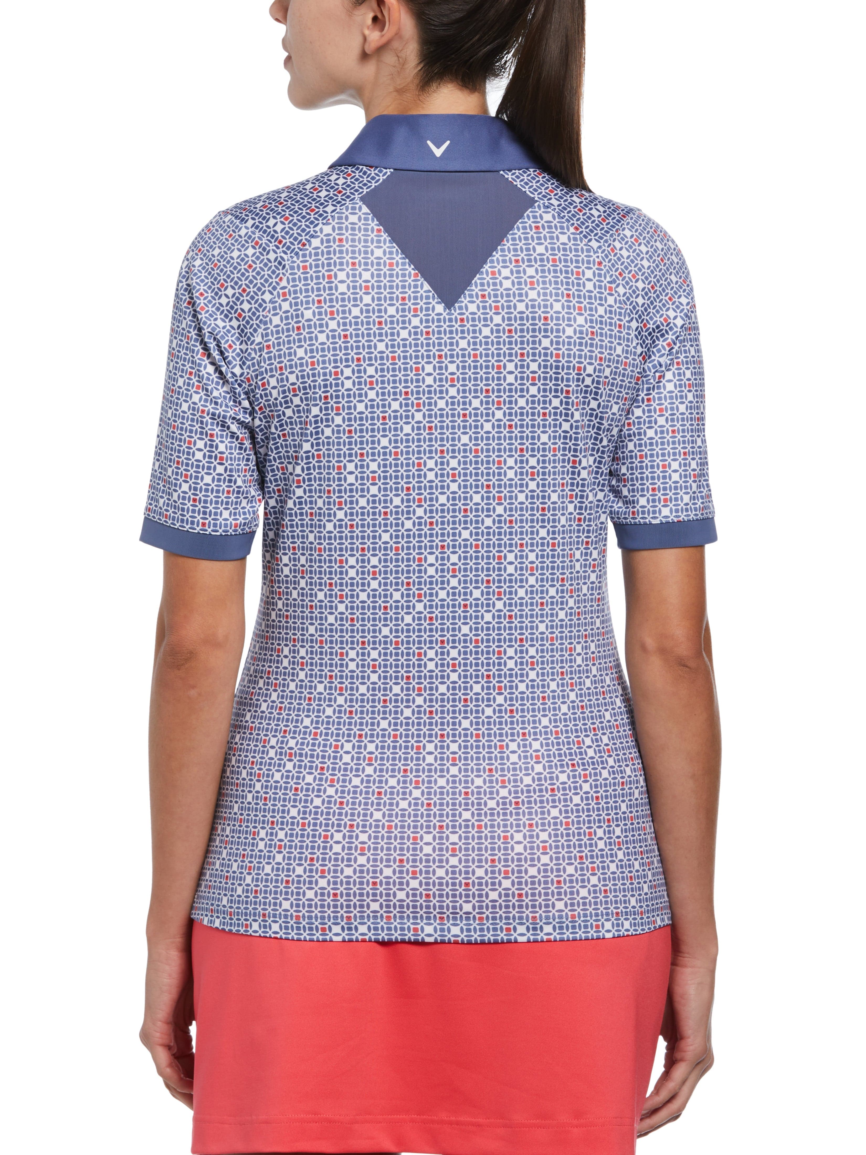 Womens Chevron Geo Short Sleeve w/ Mesh Insert