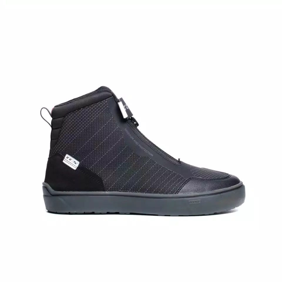 IKASU 2 WP - BLACK/WHITE - DAINESE