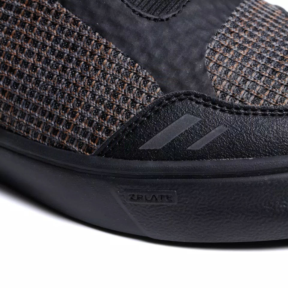 IKASU 2 AIR - BLACK/OCHER - DAINESE