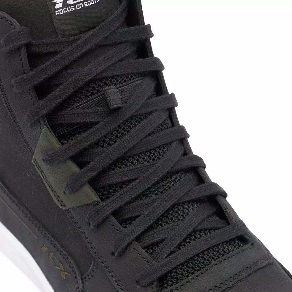 MOOD 2 GORE-TEX® - BLACK/WHITE/GREEN - DAINESE