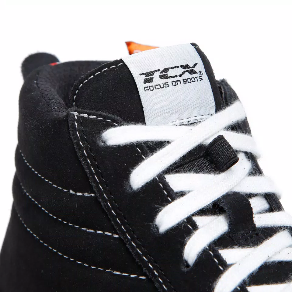 STREET 3 WP - BLACK/WHITE - DAINESE