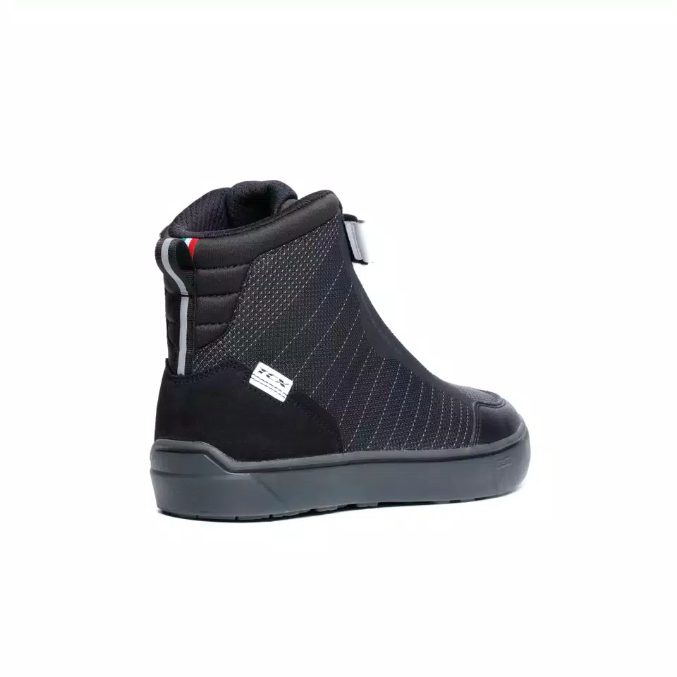 IKASU 2 WP - BLACK/WHITE - DAINESE