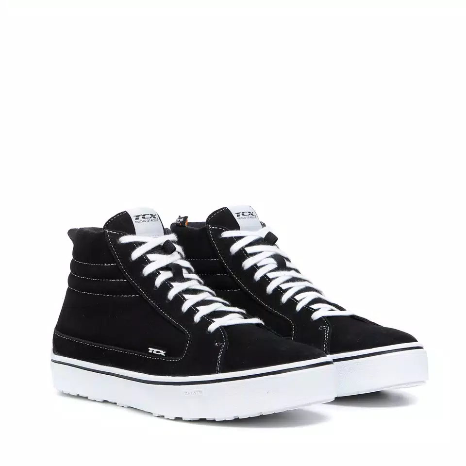 STREET 3 WP - BLACK/WHITE - DAINESE