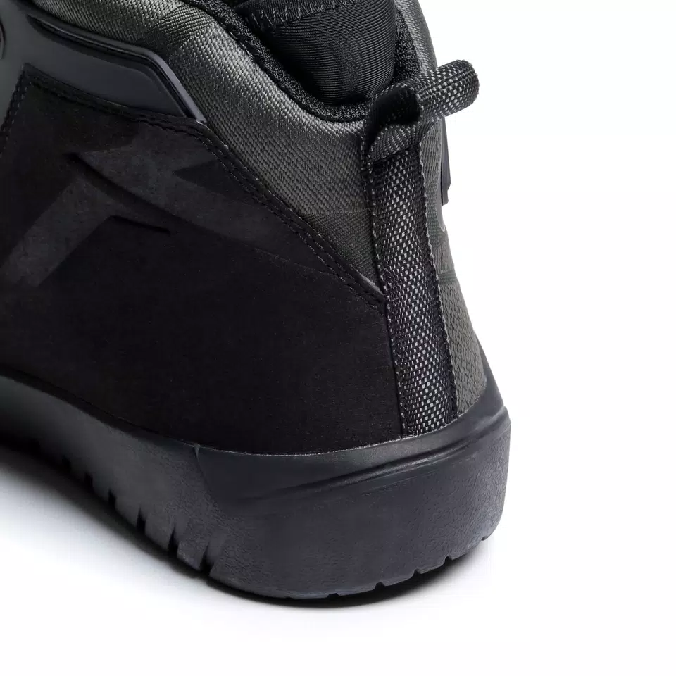URBACTIVE GORE-TEX® - MEN'S WATERPROOF MOTORCYCLE SHOES - DAINESE