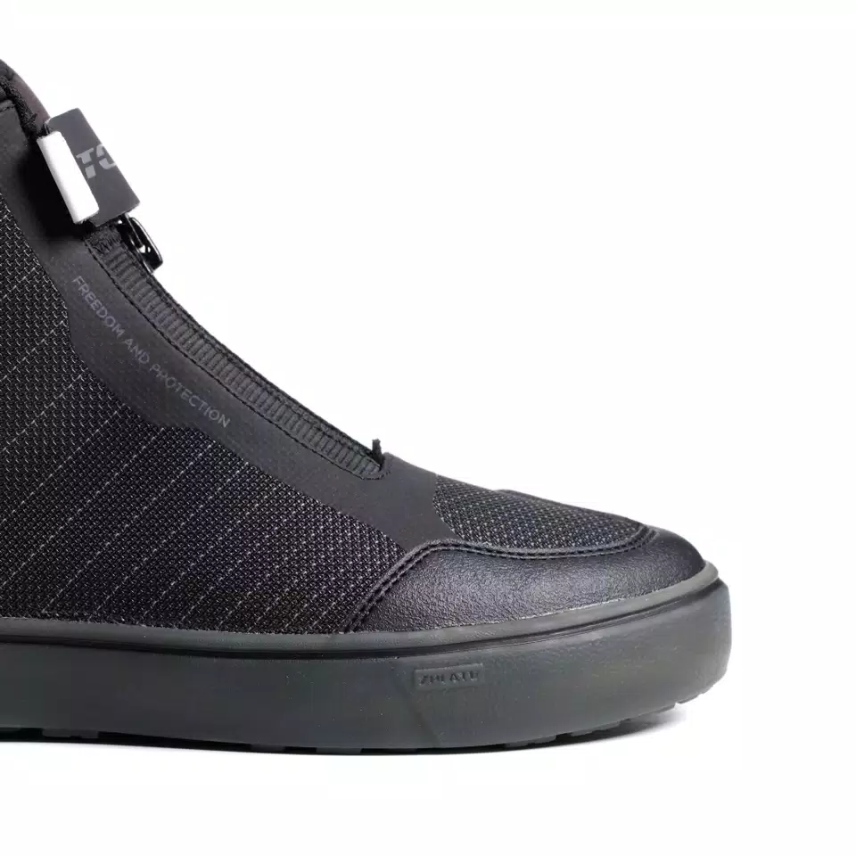 IKASU 2 WP - BLACK/WHITE - DAINESE