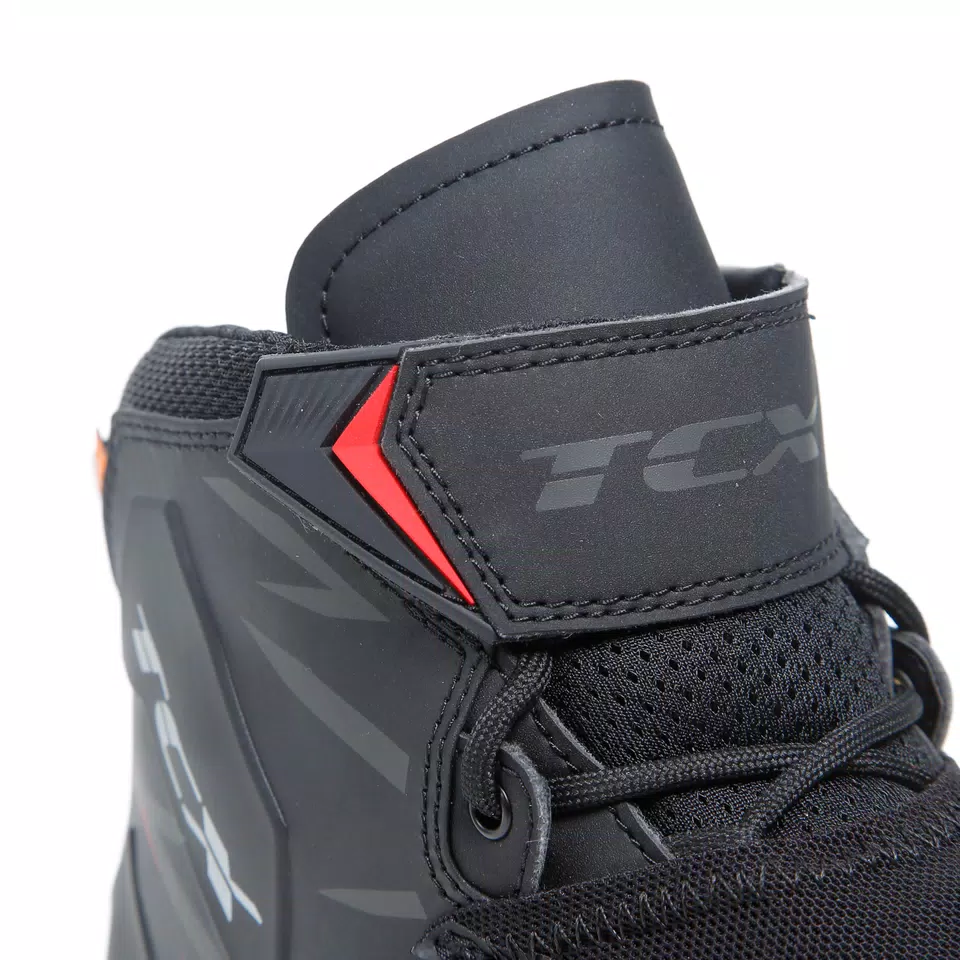 R04D AIR - BLACK/RED - DAINESE