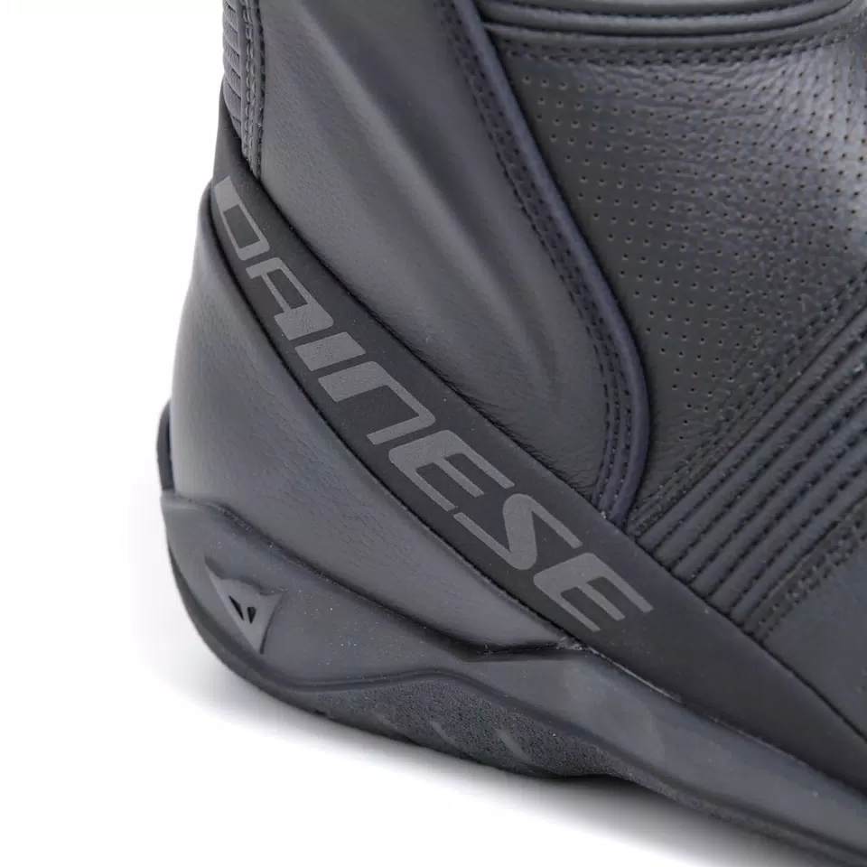 FULCRUM 3 GORE-TEX® - MEN'S WATERPROOF MOTORCYCLE TOURING BOOTS - DAINESE