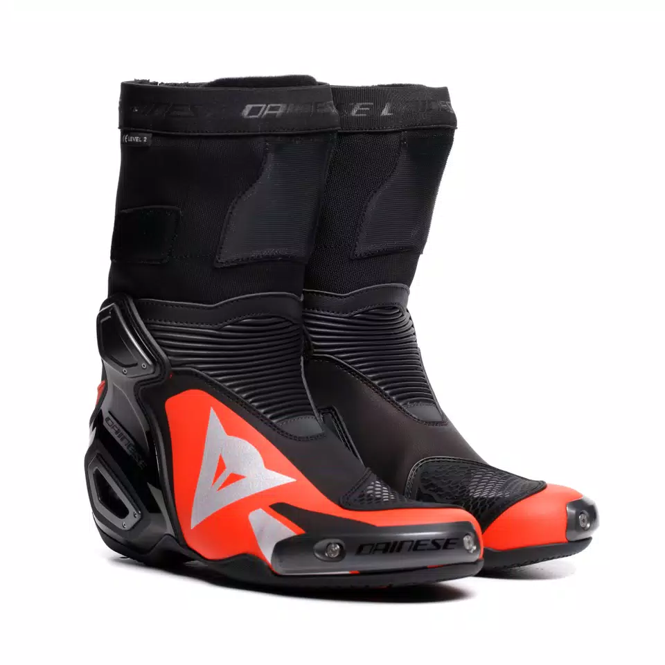 AXIAL 2 - MEN'S MOTORCYCLE RACING BOOTS - DAINESE