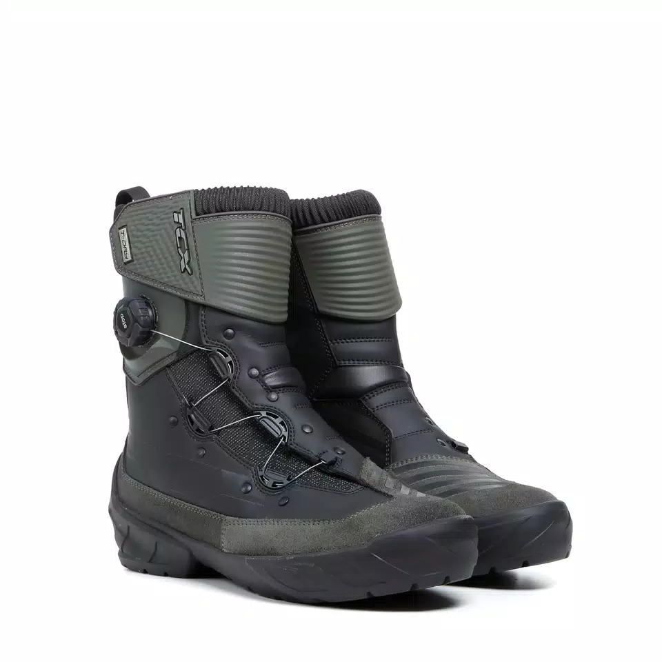 INFINITY 3 WP - BLACK/MILITARY-GREEN - DAINESE