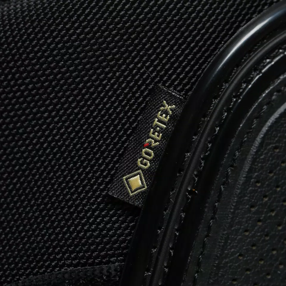 SPORT MASTER GORE-TEX® - MEN'S WATERPROOF MOTORCYCLE BOOTS - DAINESE