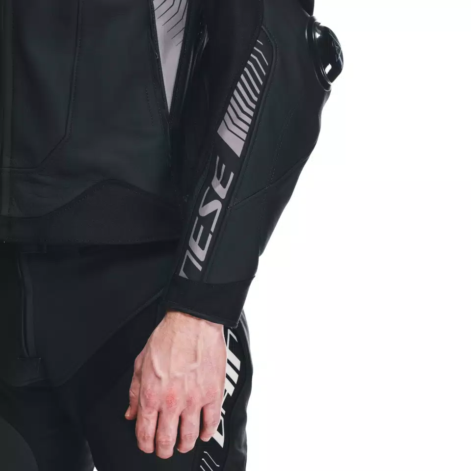 SUPER SPEED 4 - MEN'S MOTORCYCLE LEATHER JACKET - DAINESE