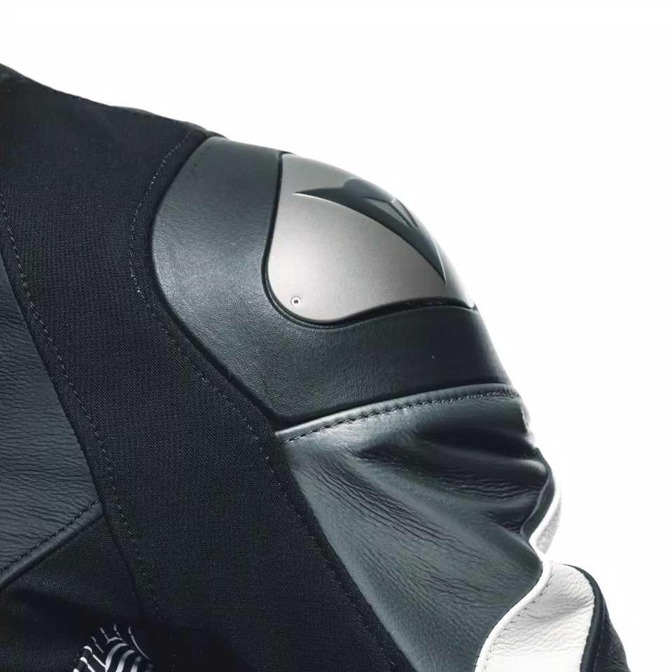 AVRO 5 - MEN'S MOTORCYCLE LEATHER JACKET - DAINESE