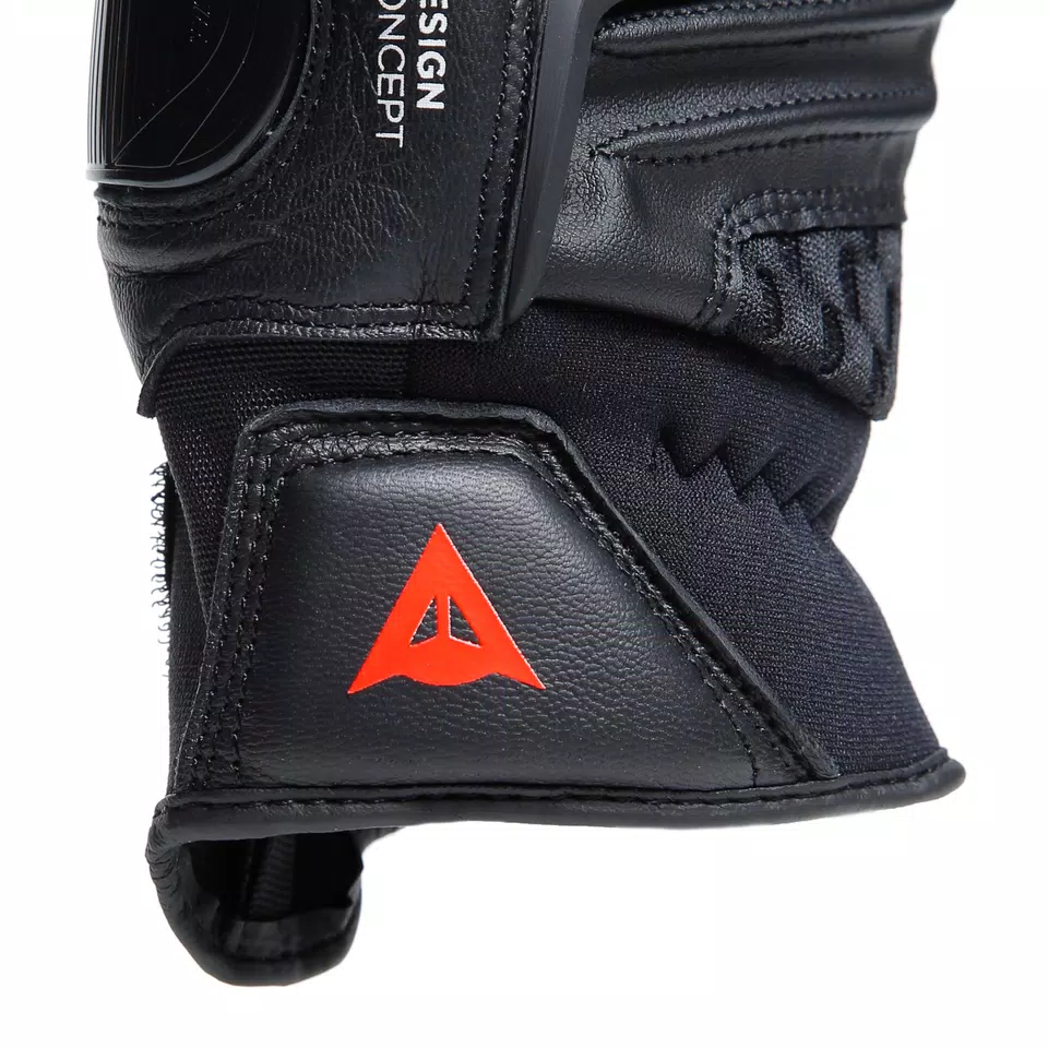 CARBON 4 - MEN'S MOTORCYCLE SHORT LEATHER GLOVES - DAINESE