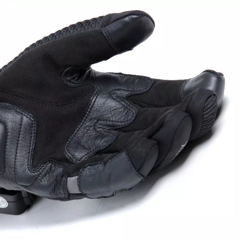 LIVIGNO GORE-TEX® - MEN'S WATERPROOF MOTORCYCLE GLOVES - DAINESE