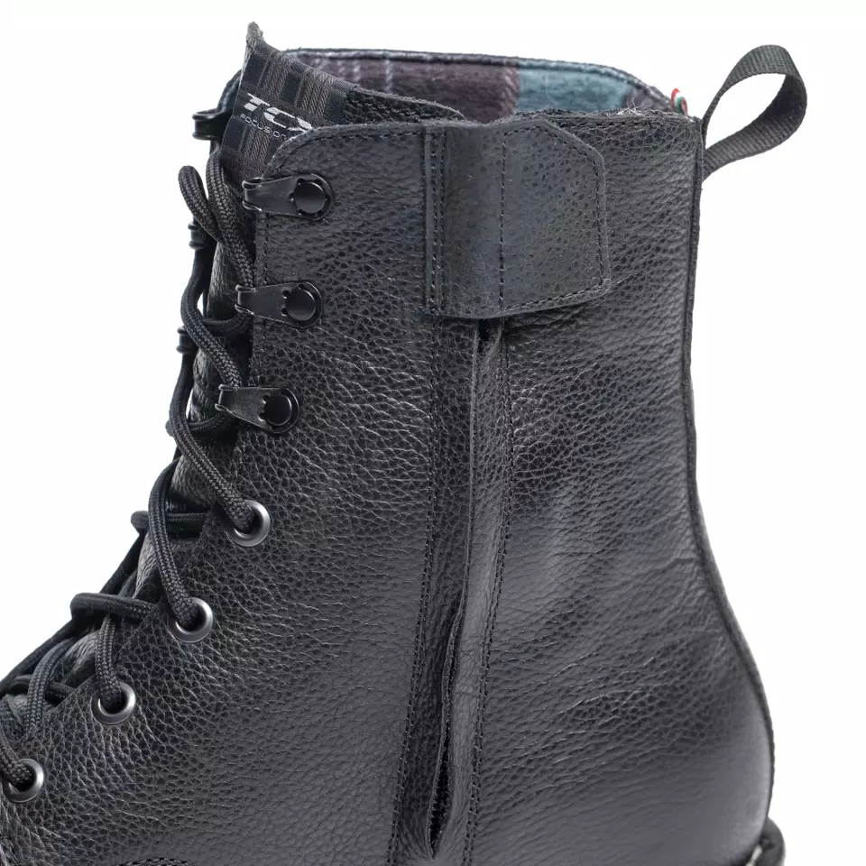 CLIMATREK SURROUND GTX - BLACK/WHITE - DAINESE