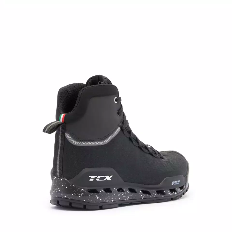 CLIMATREK SURROUND GTX - BLACK/WHITE - DAINESE