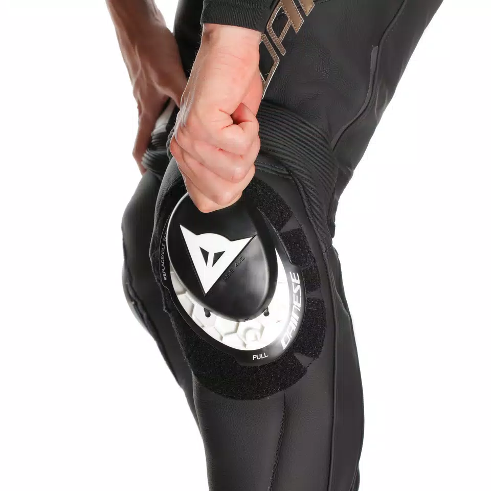 DELTA 4 - MEN'S MOTORCYCLE LEATHER PANTS - DAINESE