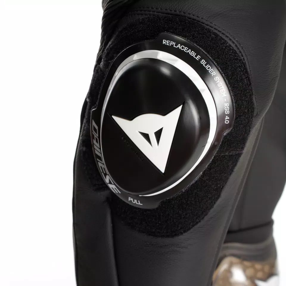 DELTA 4 - MEN'S MOTORCYCLE LEATHER PANTS - DAINESE