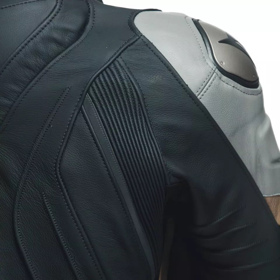 AVRO 4 - MEN'S 2-PIECE MOTORCYCLE LEATHER SUIT - DAINESE