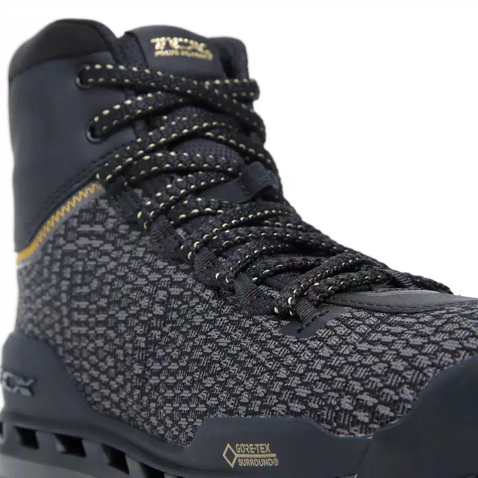 CLIMATREK SURROUND LADY GTX - BLACK/GOLD - DAINESE