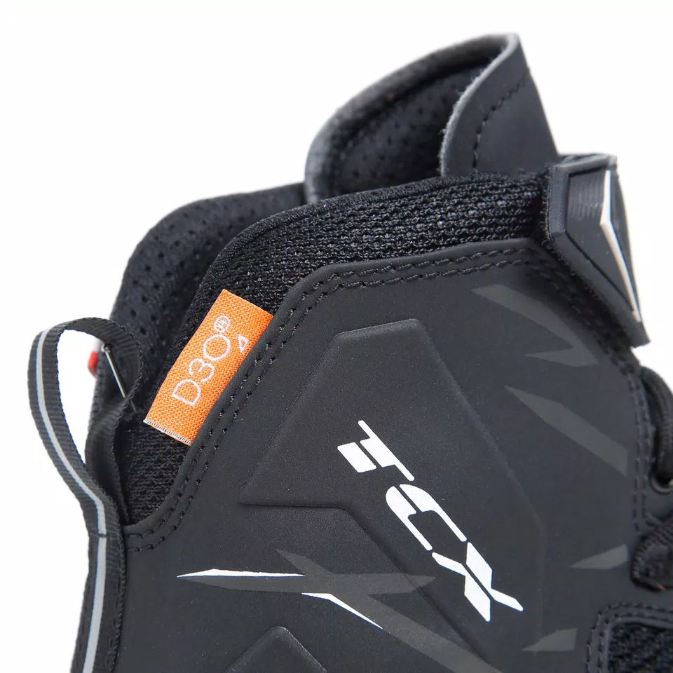 R04D LADY AIR - BLACK/WHITE - DAINESE