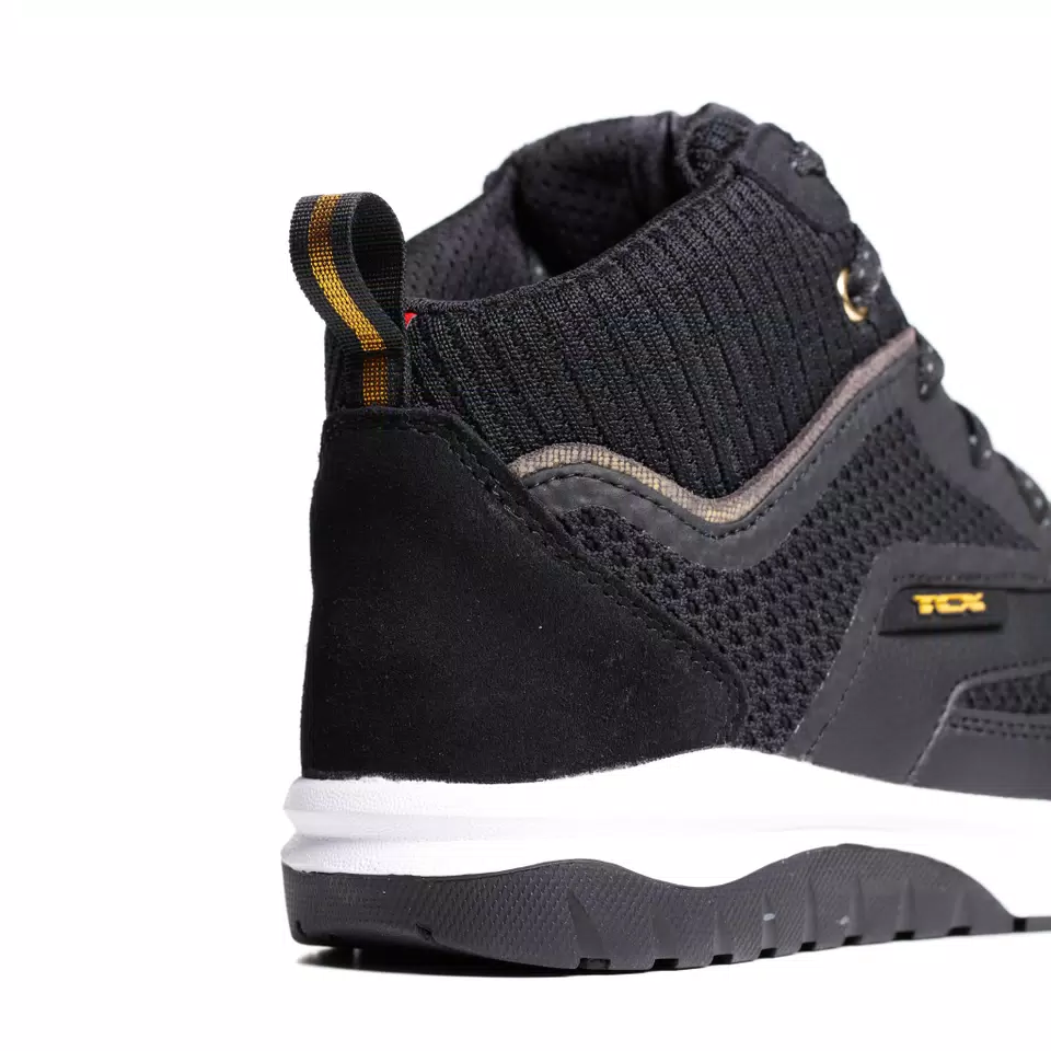 NALBAK AIR WMN - BLACK/GOLD - DAINESE