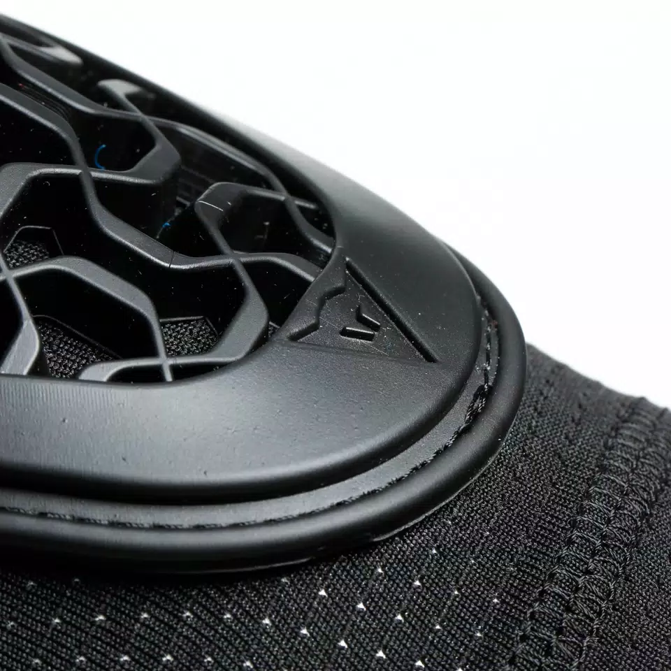 SCARABEO PRO - BIKE KNEE GUARDS FOR KIDS - DAINESE