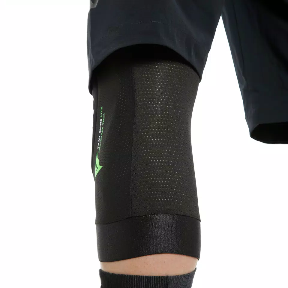 TRAIL SKINS LITE - BIKE KNEE GUARDS - DAINESE