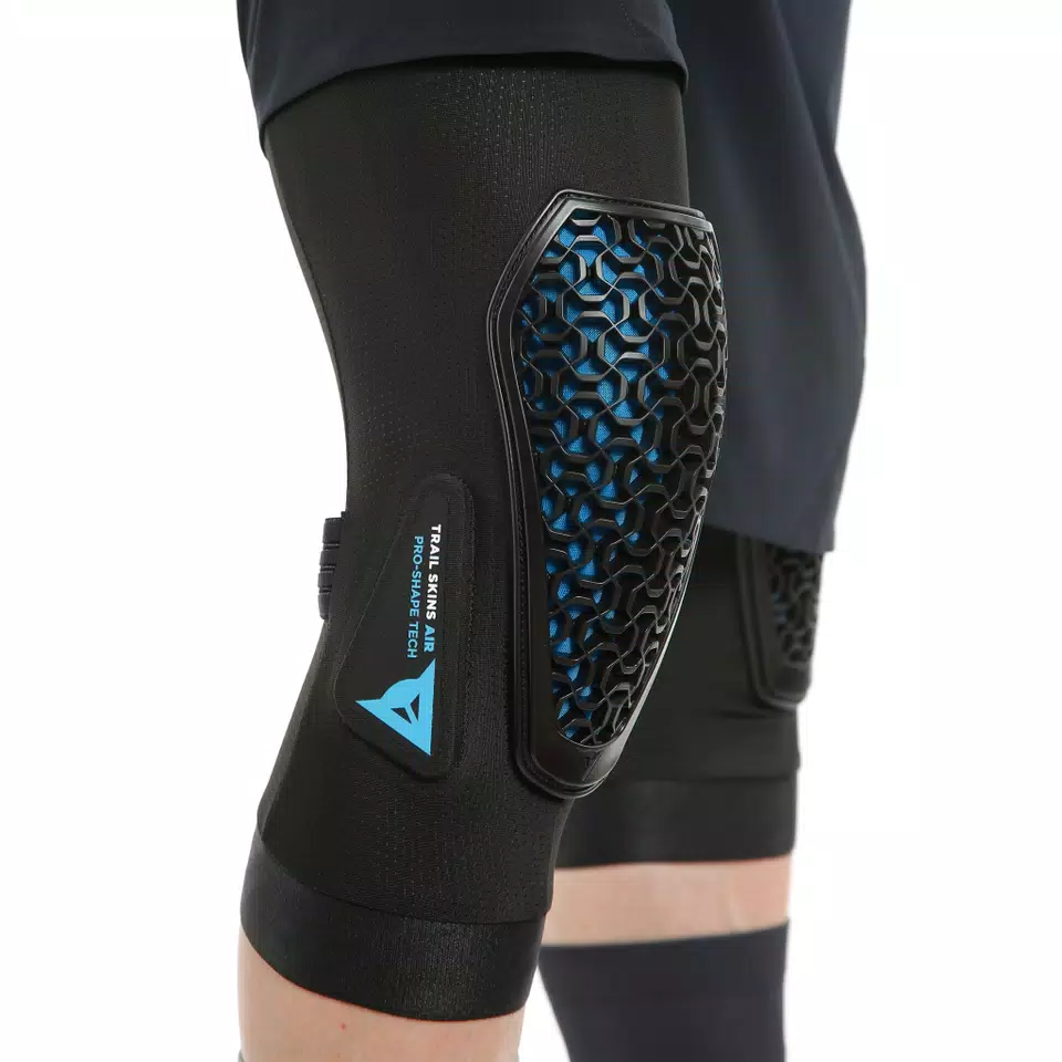 TRAIL SKINS AIR - BIKE KNEE GUARDS - DAINESE