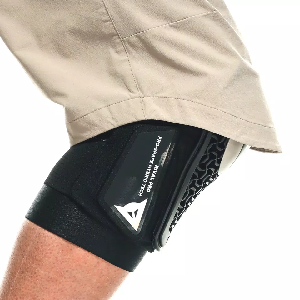 RIVAL PRO - BIKE KNEE GUARDS - DAINESE