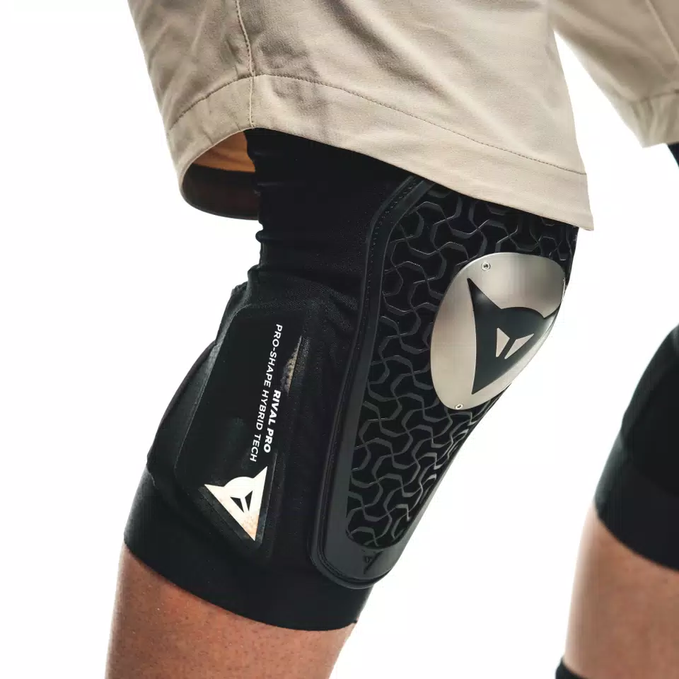 RIVAL PRO - BIKE KNEE GUARDS - DAINESE
