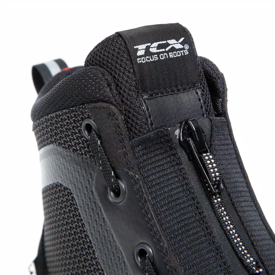 IKASU AIR MEN'S SUMMER MOTORCYCLE SHOES - BLACK - DAINESE