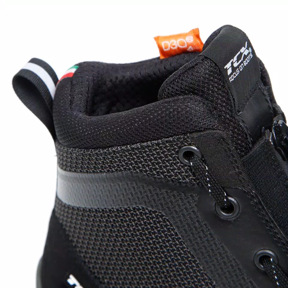 IKASU AIR MEN'S SUMMER MOTORCYCLE SHOES - BLACK - DAINESE