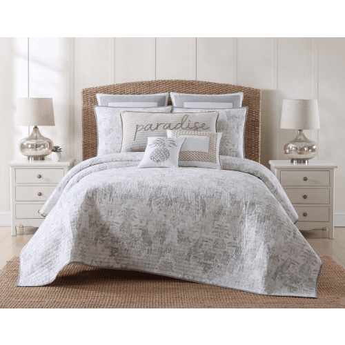 Oceanfront Resort Tropical Plantation Toile Quilt Set