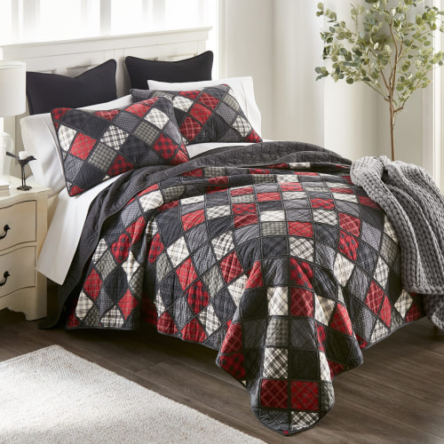 Donna Sharp Lumberjack Quilt Bedding Set