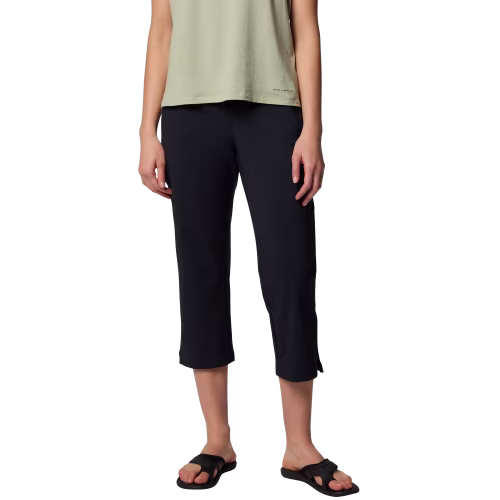 New! Columbia All Seasons Capri Pants for Ladies