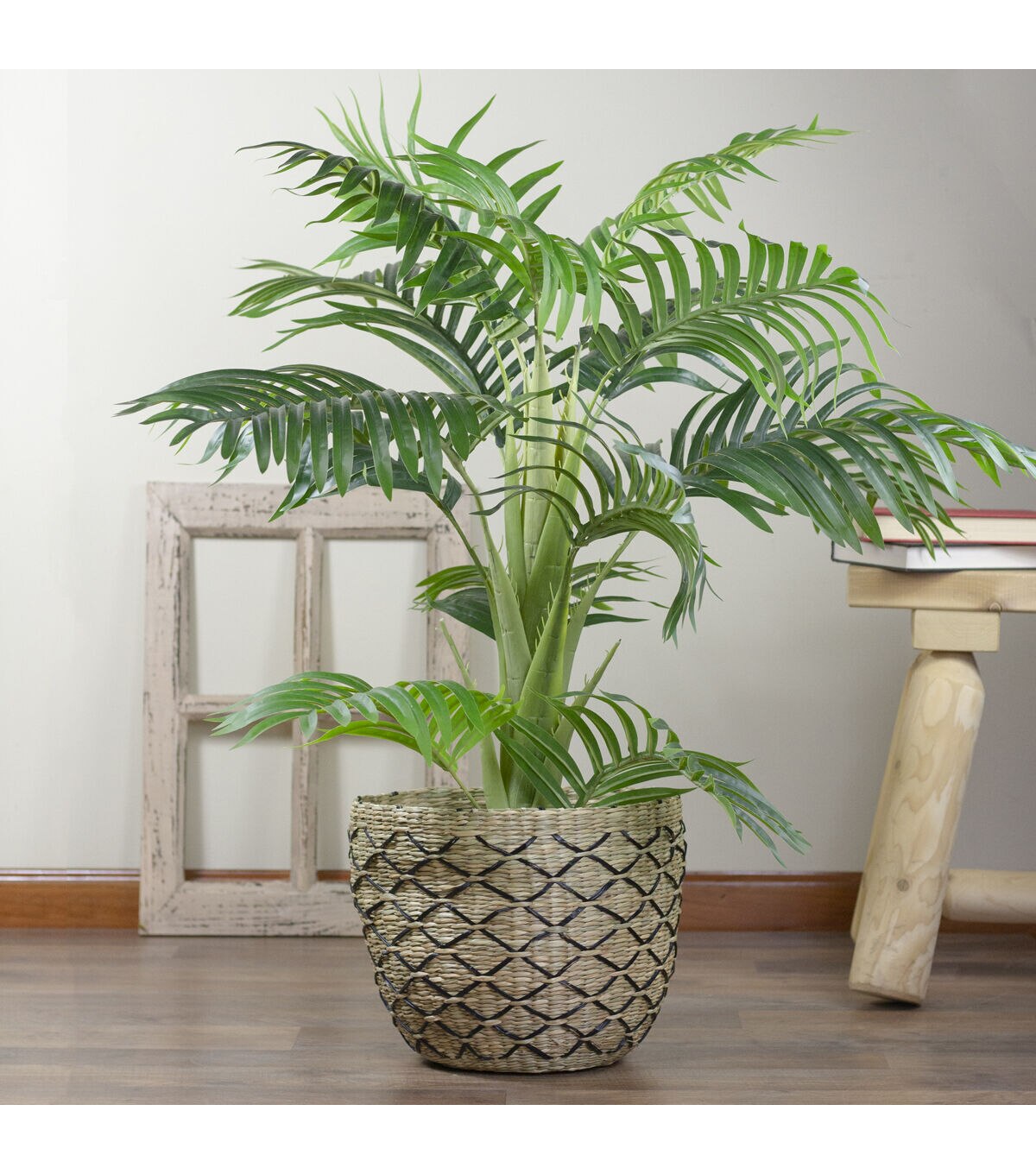 Northlight 12 Natural Brown & Black Woven Lattice Seagrass Basket