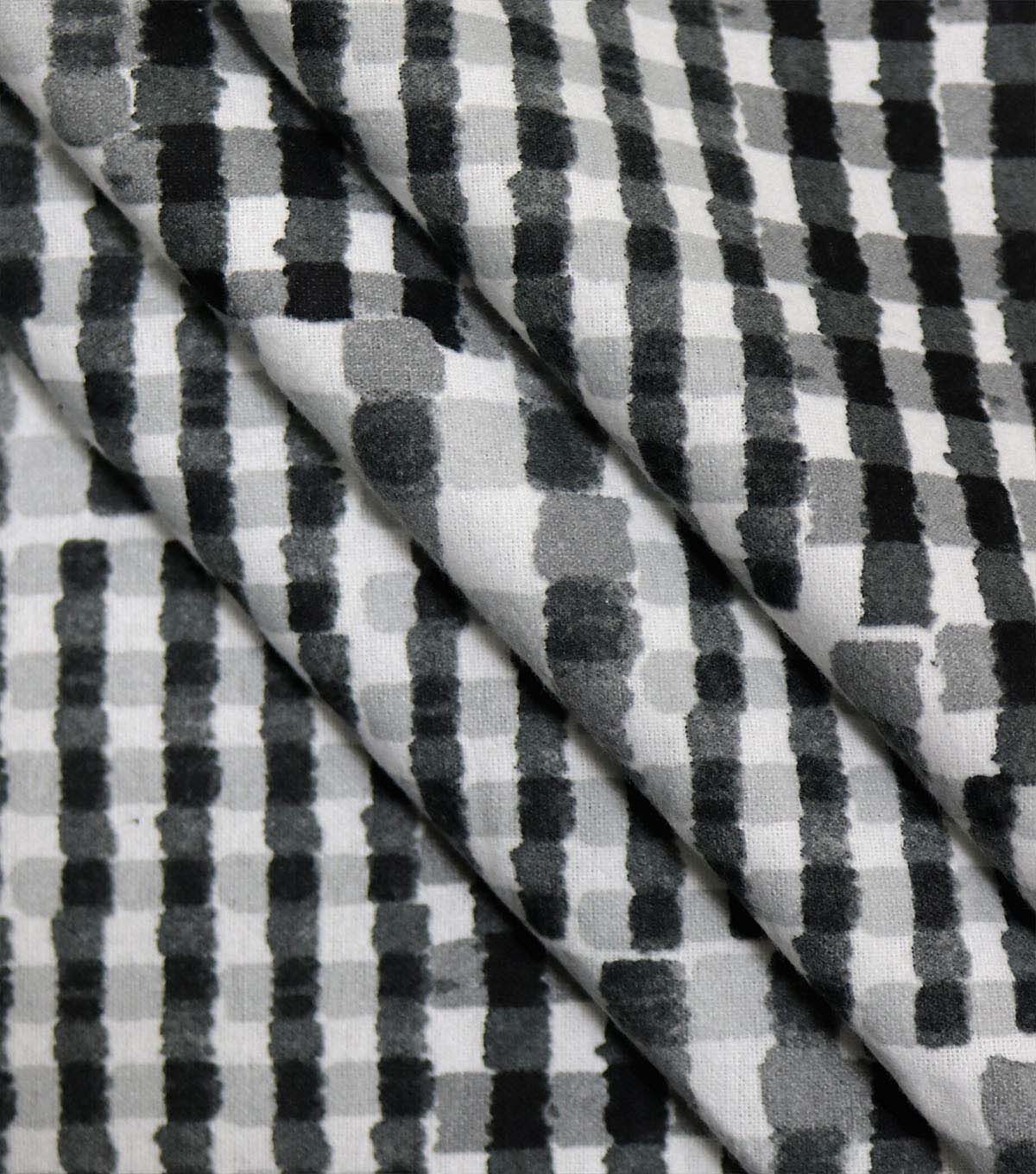 108 Black & White Gingham Plaid Wide Flannel Fabric