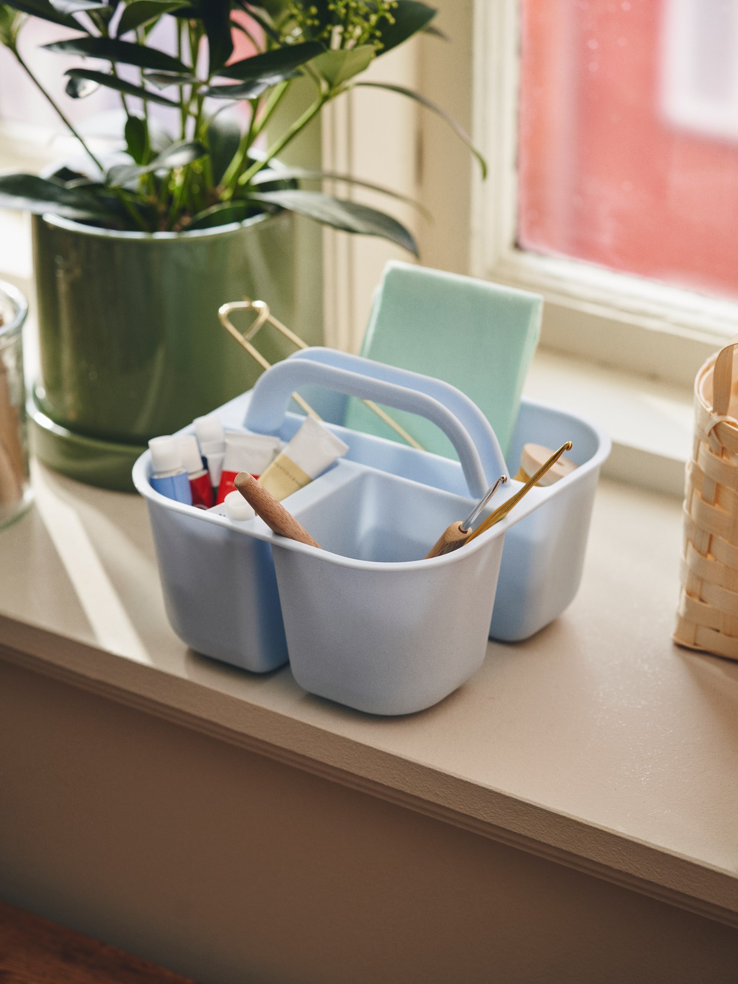 Storage caddy
