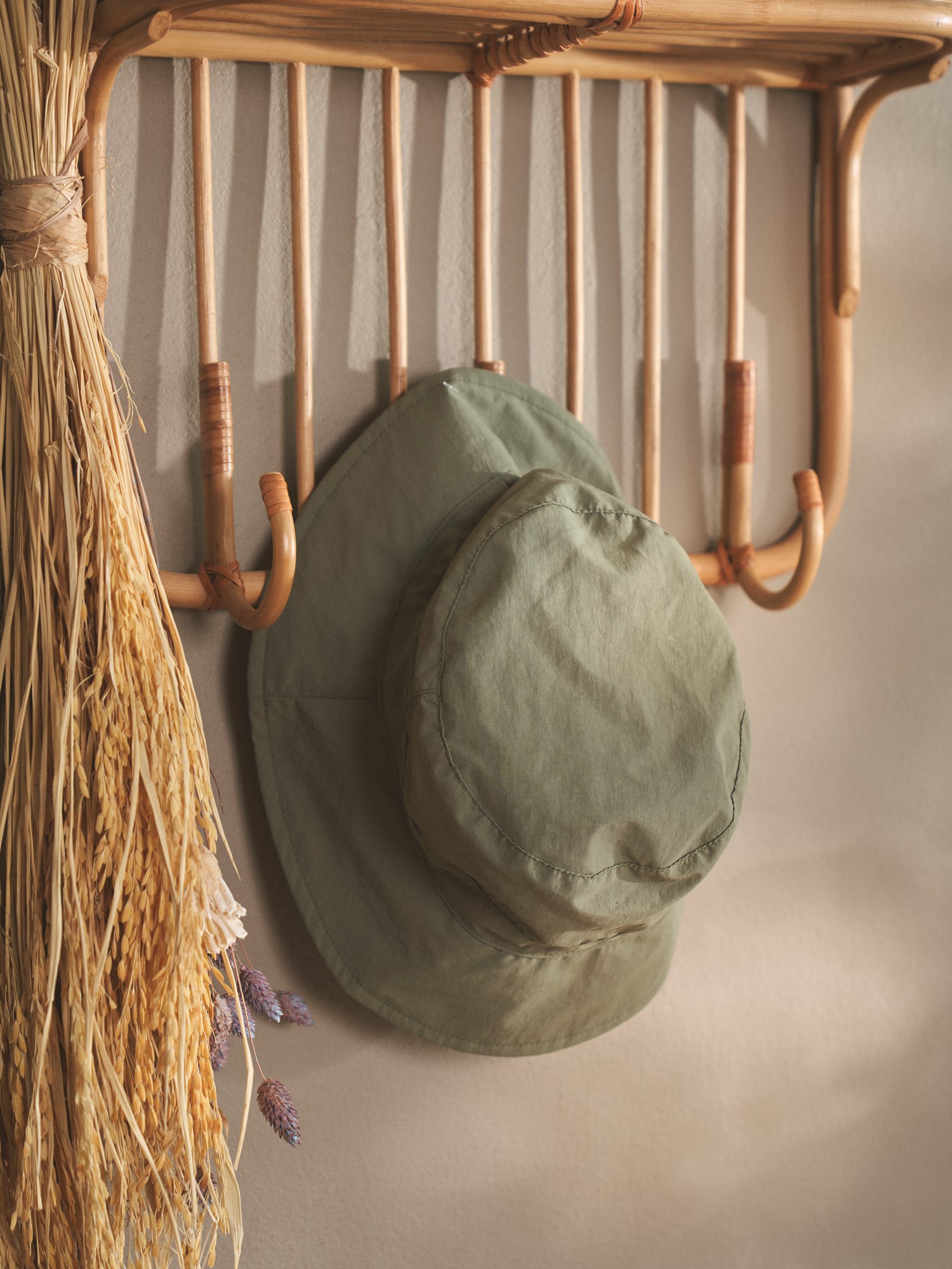 Bucket hat