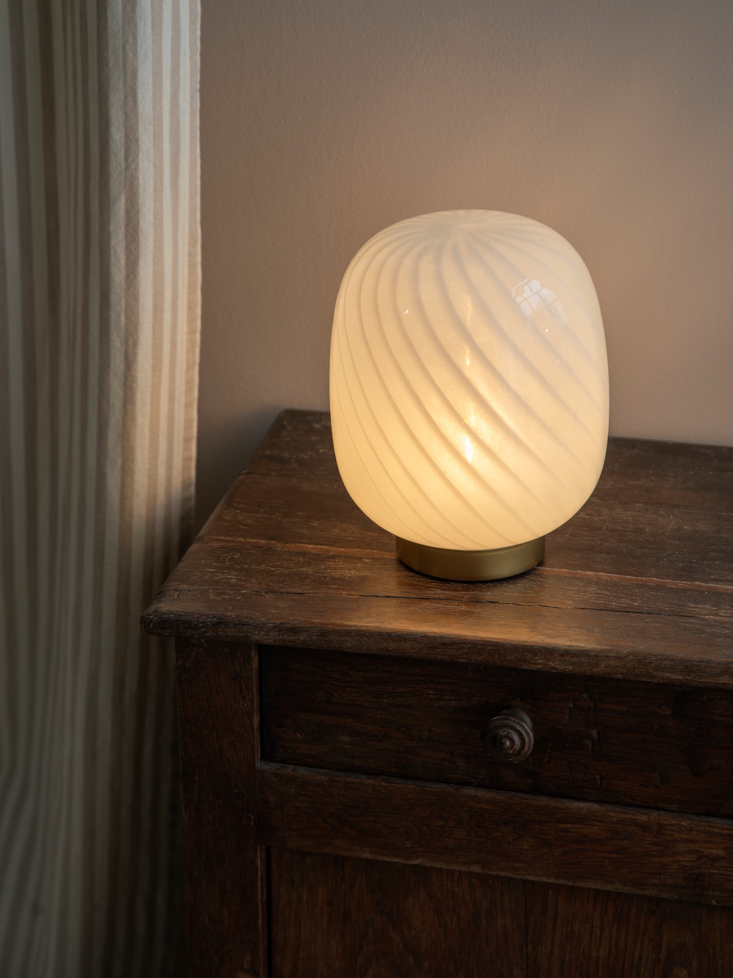 LED table lamp